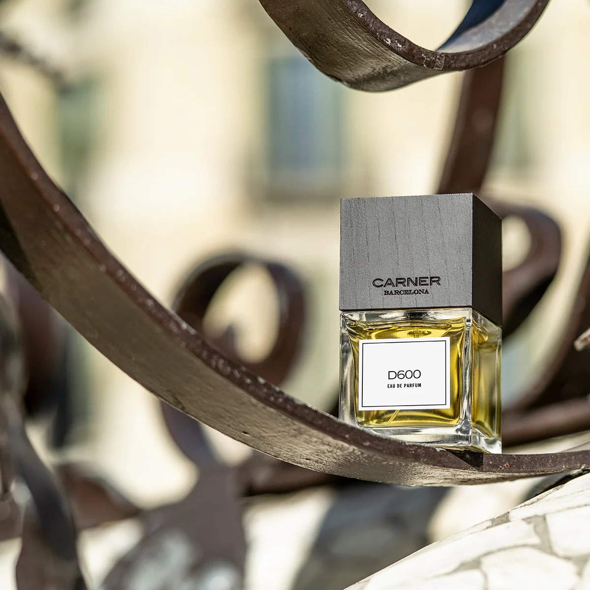 Sample Vial - CARNER BARCELONA D600 Eau de Parfum - Image 3