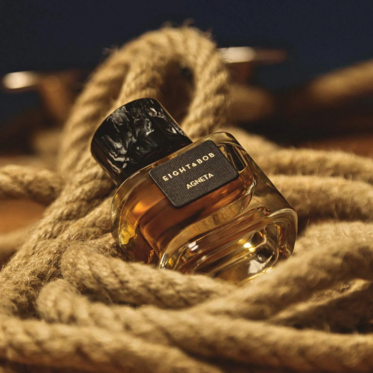 Sample Vial - Eight & Bob Agneta Extrait de Parfum - Image 3